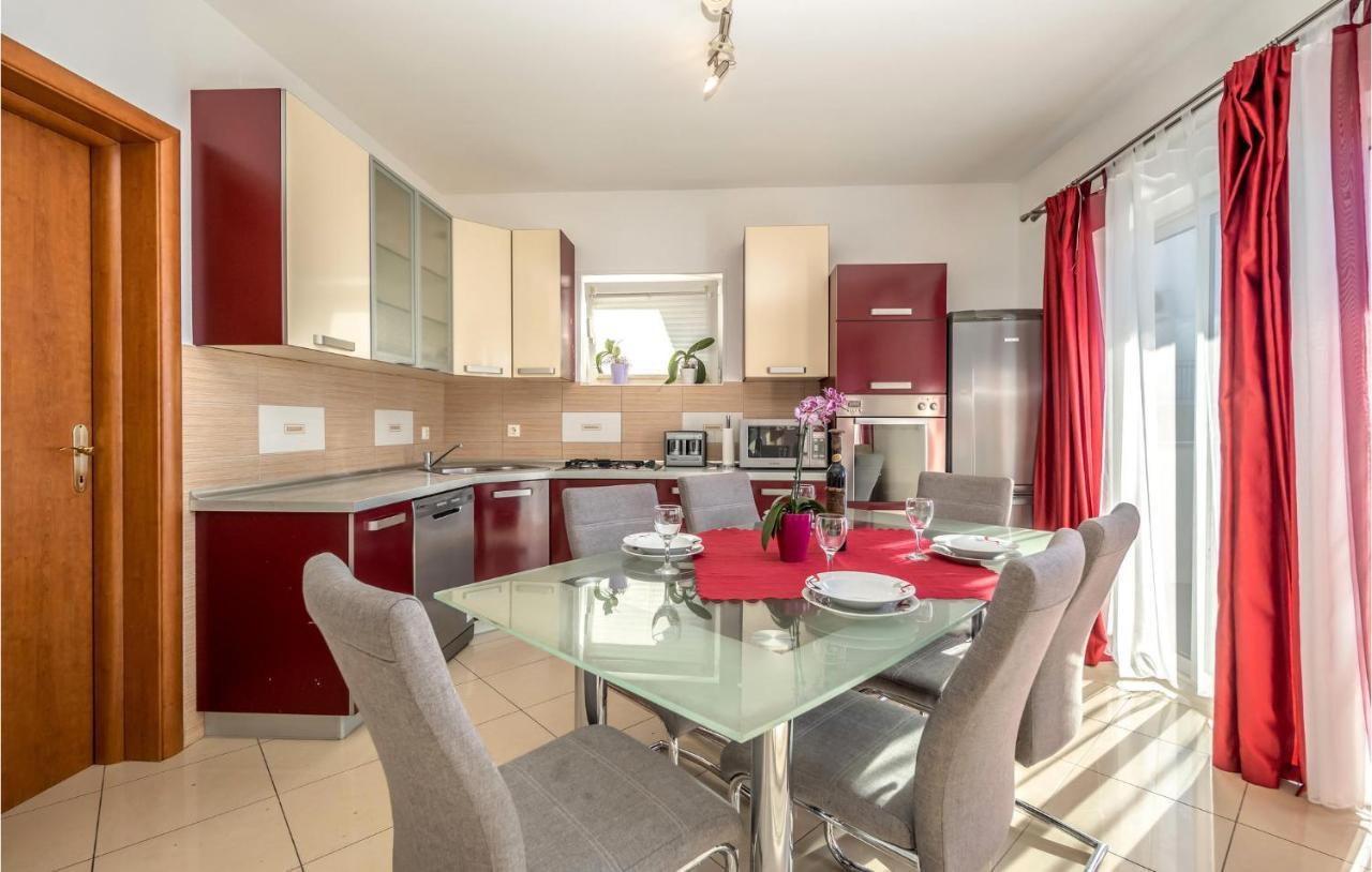 Nice Apartment In Crikvenica With House Sea View Exteriör bild