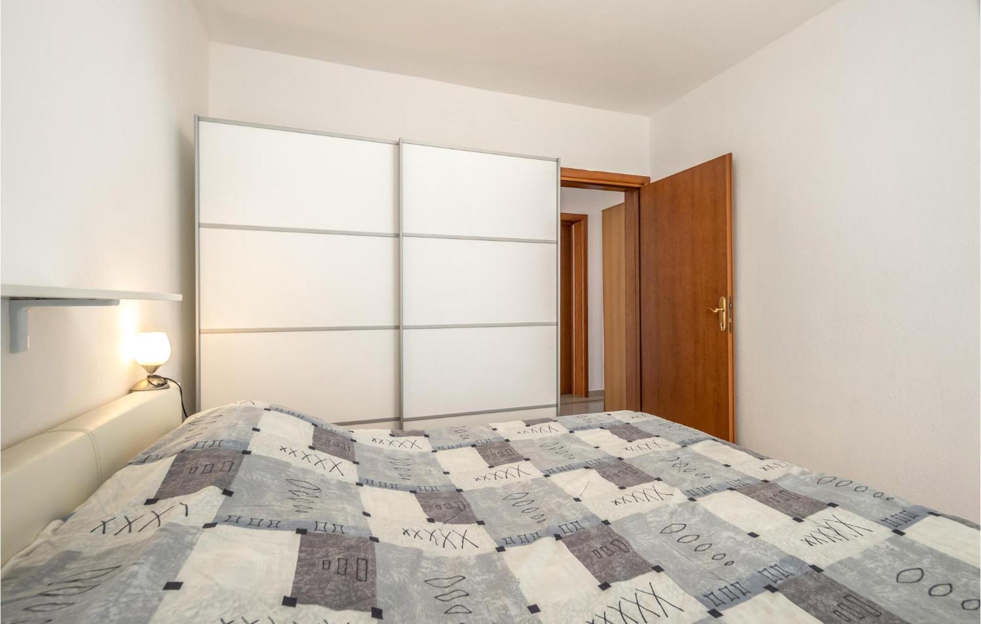 Nice Apartment In Crikvenica With House Sea View Exteriör bild