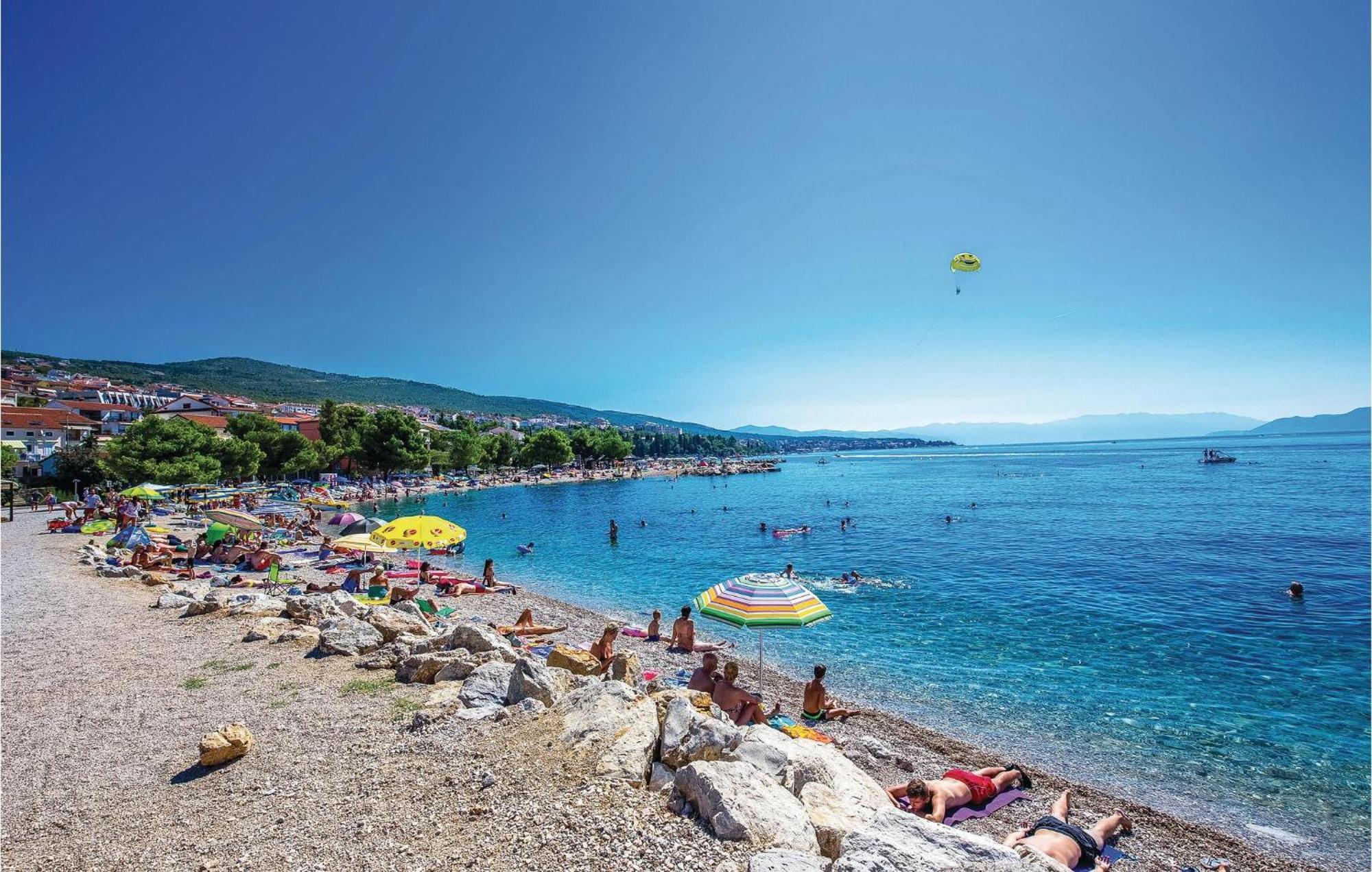 Nice Apartment In Crikvenica With House Sea View Exteriör bild